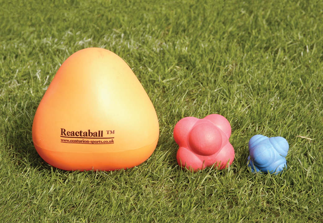 Мяч перевести на английский. Мяч для рефлекса. Reaction Ball. Мяч рефлекс тренинг регби. Мяч Reflexball 8 см мягкий.